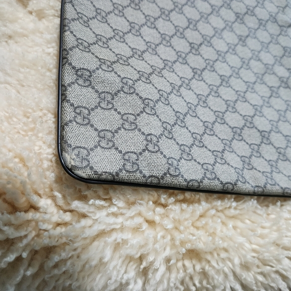Gucci Vintage Supreme Crossbody Bag